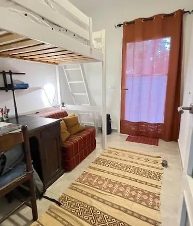 En La Farella Con Aire Acondicionado Apartment