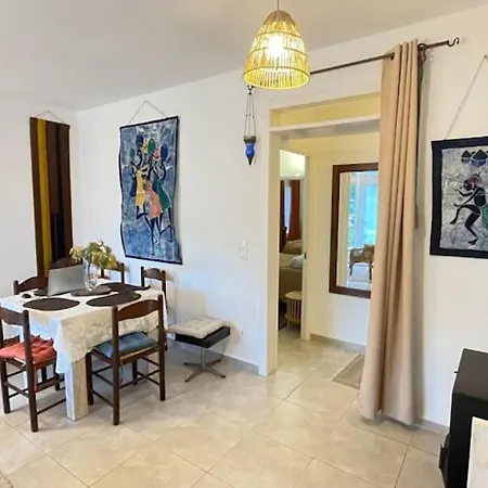 Apartment En La Farella Con Aire Acondicionado Llanca