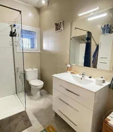 Apartment En La Farella Con Aire Acondicionado